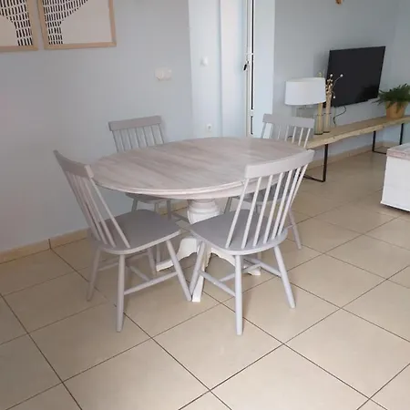 Apartment Nova Flat In Front Of Met Oliva