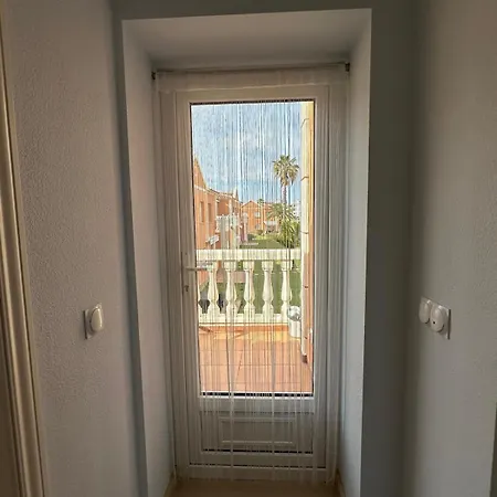 Apartament Nova Flat In Front Of Met Oliva